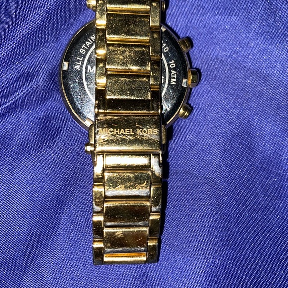 Michael kors blinged out gold watch model mk 5856 - Picture 3 of 4